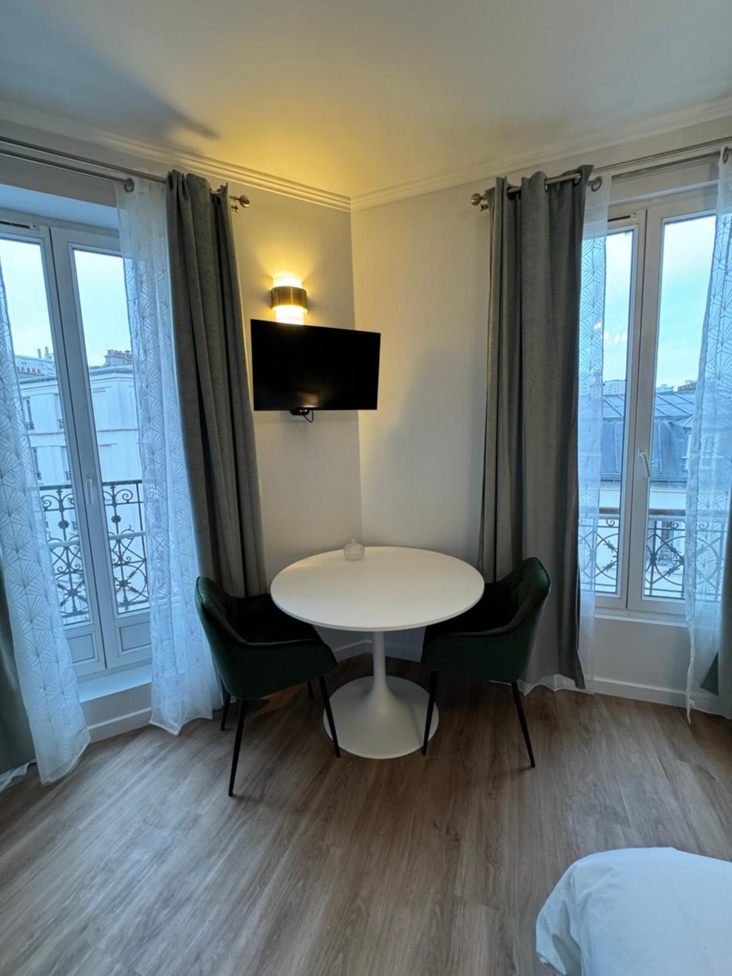 Studio De Charme Parisien 勒瓦卢瓦-佩雷 外观 照片